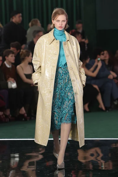 Look 56